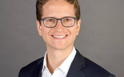 Comprar Bienes Raíces en Suiza: Incentivando a los Agentes Inmobiliarios con un Programa de Comisión Flexible
