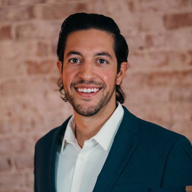 From Air Force to Real Estate: Alfredo Elias on Building a Remote Land Investment Empire